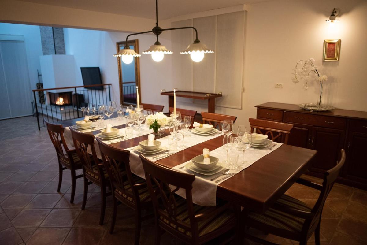 Castle House Rooms, Swimming Pool & Sauna & Tennis Court & Wine Cellar Sežana Kültér fotó